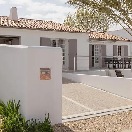 Ferienhaus Ernest, 100 M Martin De Re, Quartier Recherche De La Cible, Calme Absolu, Piscine Chauffee Saint-Martin-de-Ré