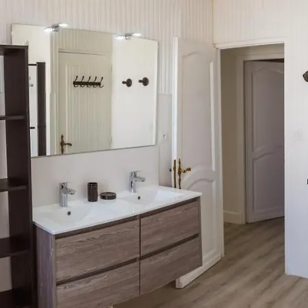 Ernest, 100 M Martin De Re, Quartier Recherche De La Cible, Calme Absolu, Piscine Chauffee *