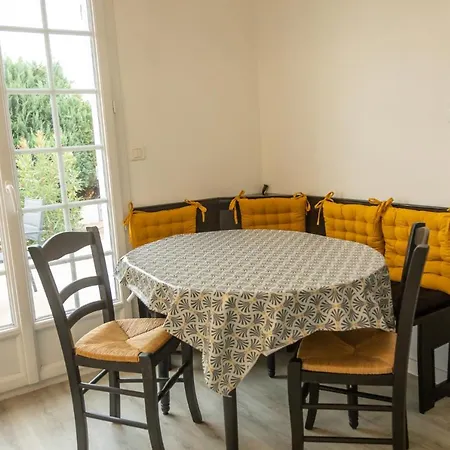 Ernest, 100 M Martin De Re, Quartier Recherche De La Cible, Calme Absolu, Piscine Chauffee * Saint-Martin-de-Ré