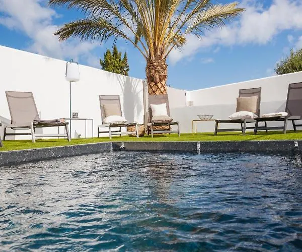 Ernest, 100 M Martin De Re, Quartier Recherche De La Cible, Calme Absolu, Piscine Chauffee Saint-Martin-de-Re